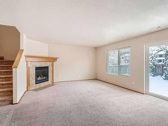 3rd image of 17727 93rd Ave E