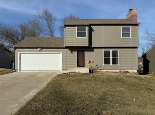 6512 SW 25th St, Topeka, KS 66614