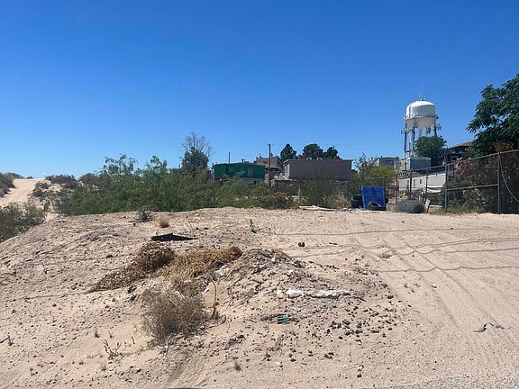 2nd image of Mark Twain Ave