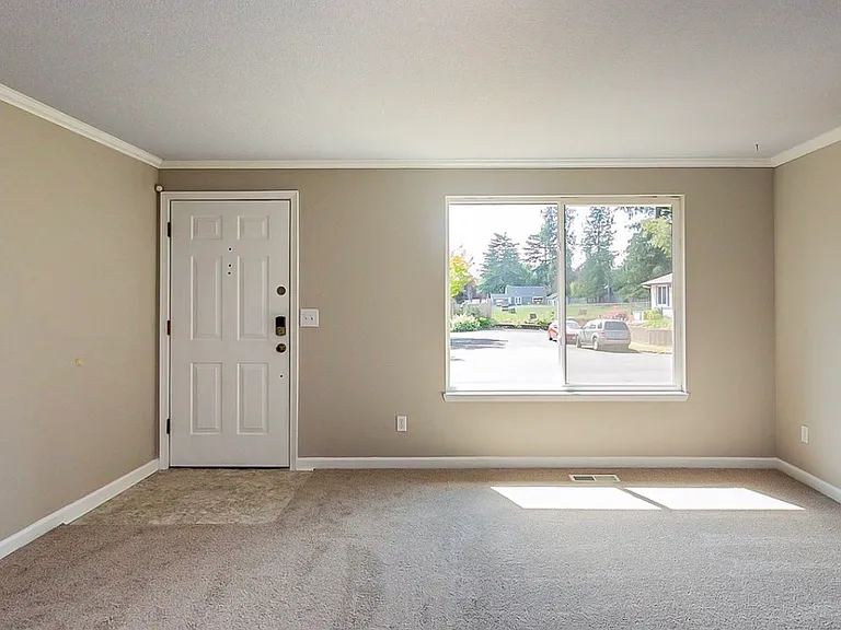 11740 SW 92nd Ave — Photo 9