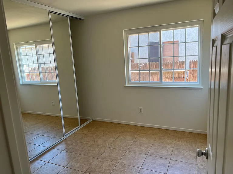 44209 Foxton Ave — Photo 13