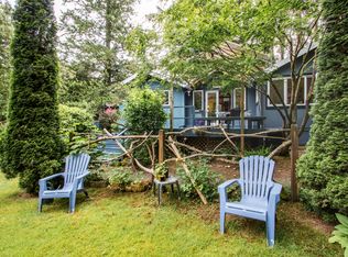 9196 NE Wardwell Rd, Bainbridge Island, WA 98110