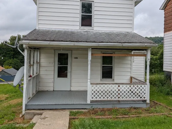 100 Donahoe St, Avella, PA 15312