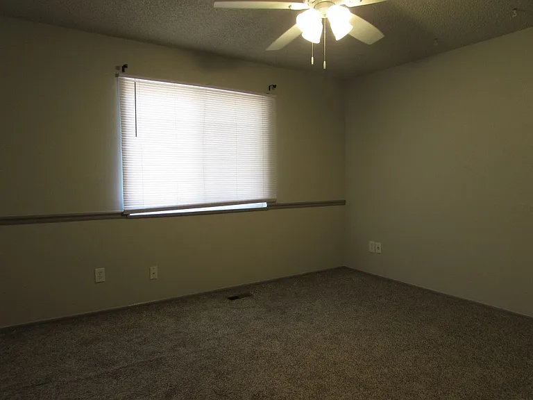 1169 Santa Clara Ave — Photo 4