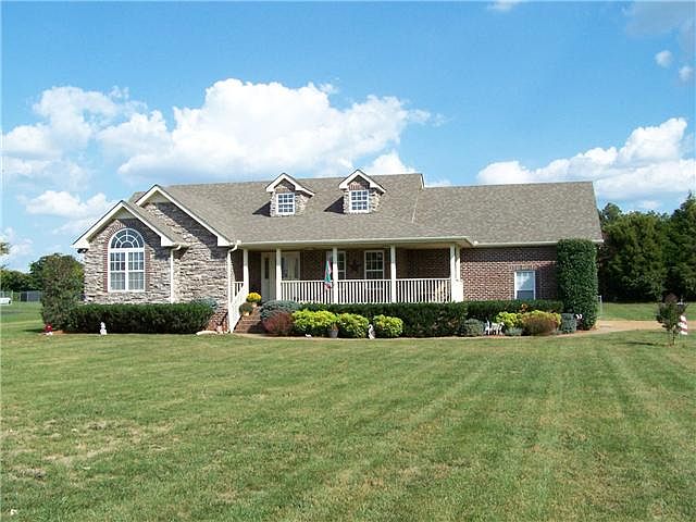 1st image of 1024 Somerville Dr