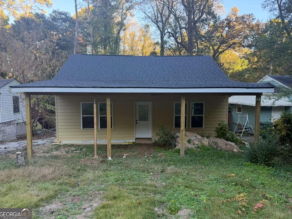 1st image of 879 Edwin Pl NW