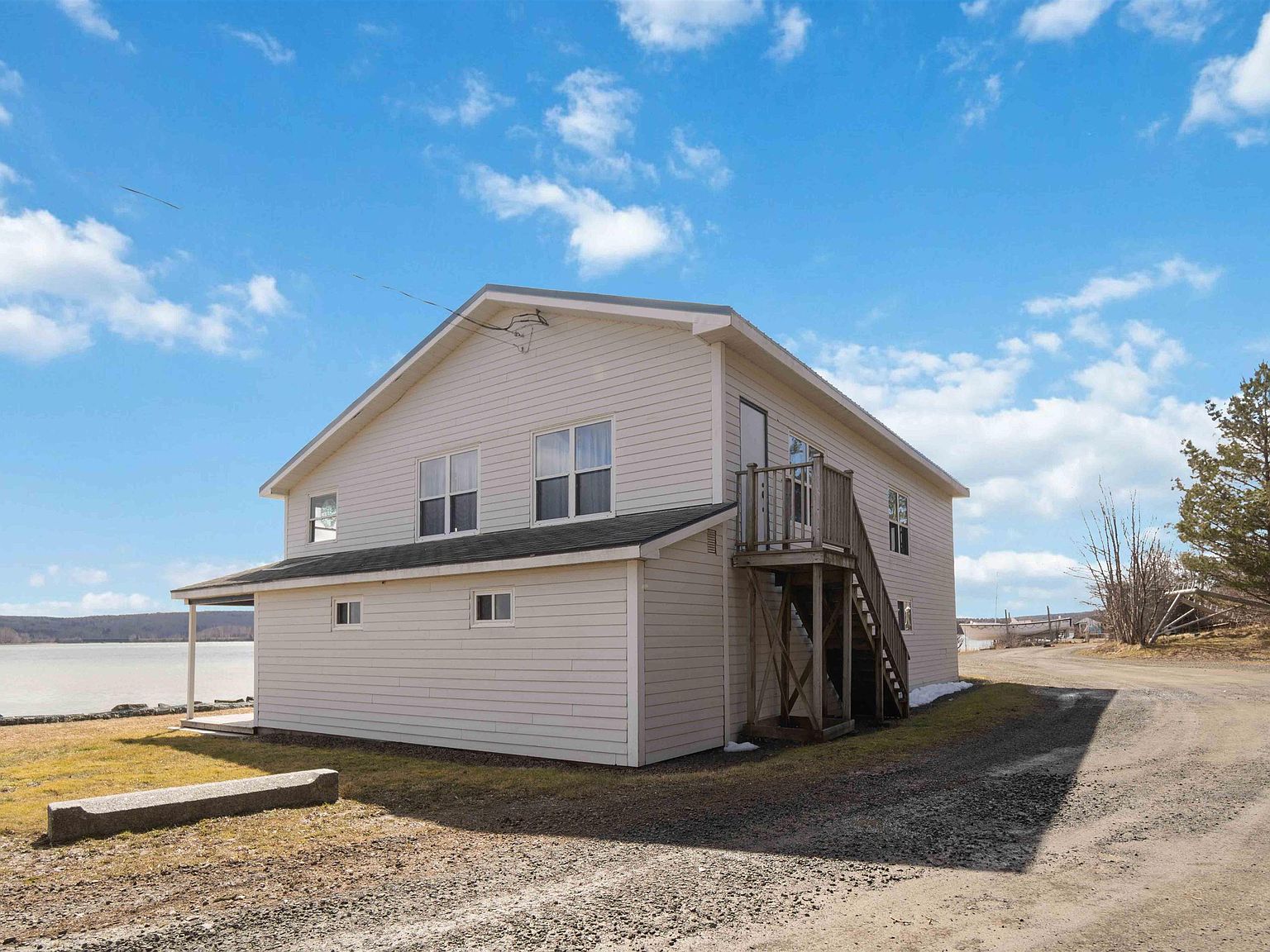 5 Montague Row, Digby, NS B0V 1A0 MLS 202304745 Zillow