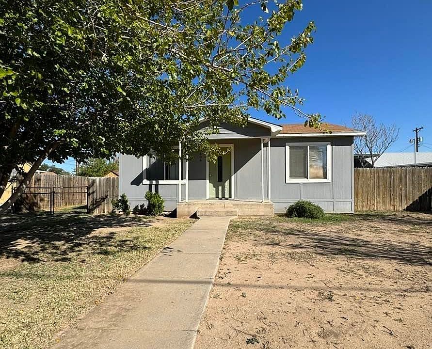 1st image of 606 N 4th St