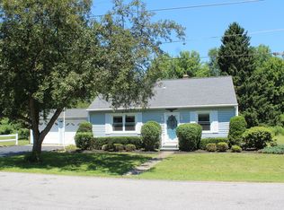 6299 May Dr, Hamburg, NY 14075