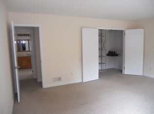 509 Verona Pl, Bound Brook, NJ 08805