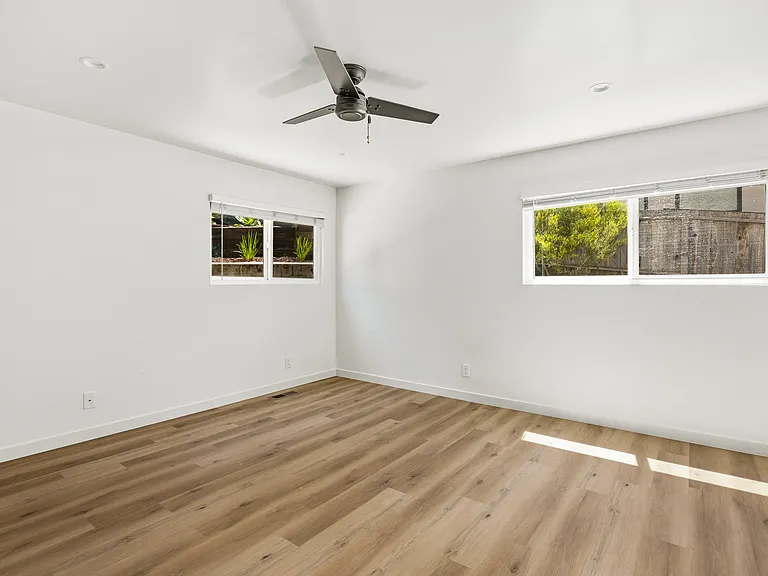 2234 Santa Ynez Ave — Photo 17
