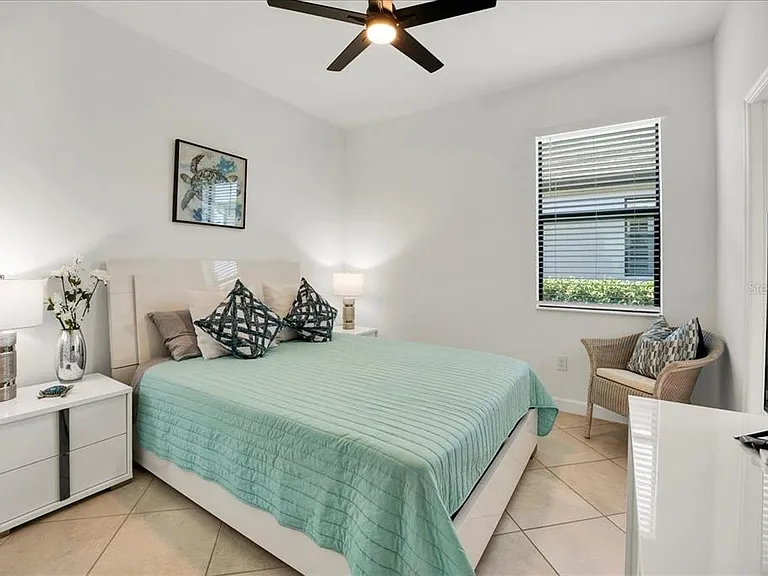 5161 Coral Reef Way — Photo 12