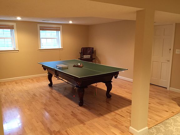 5th image of 621 Nalls Farm Way
