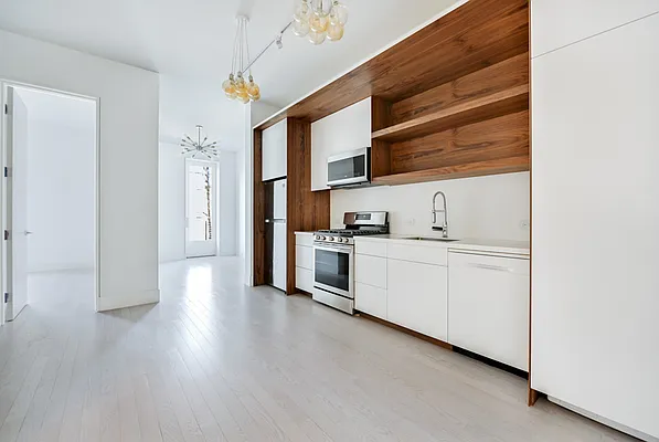 Rented by Compass | media 13