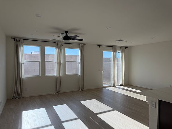 3rd image of 9565 Marsh Aster St