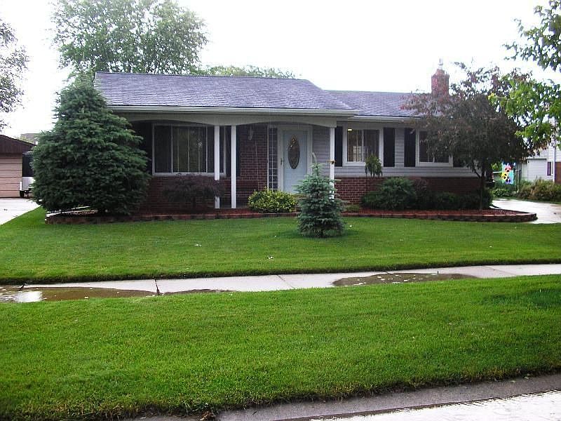 1st image of 44550 Lowell Ave