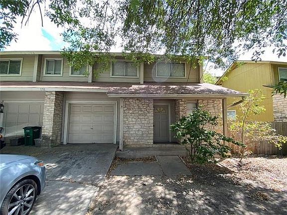 3rd image of 1711 Burton Dr #A