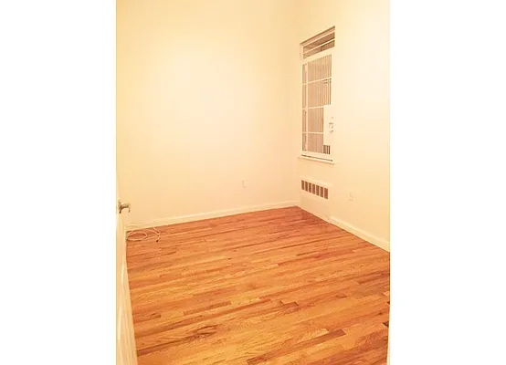 Rented by Warburg | media 29
