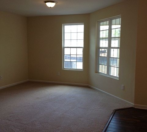 2nd image of 1304 Nicklaus Dr