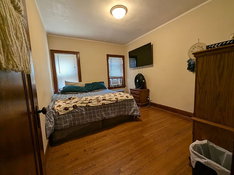5439 W Martin Dr — Photo 13