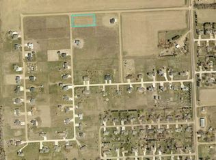 Lilac Ln, Yankton, SD 57078
