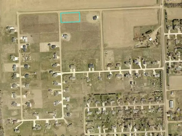 Lilac Ln, Yankton, SD 57078