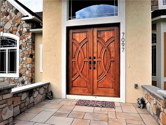 2nd image of 7097 Braxton Cir