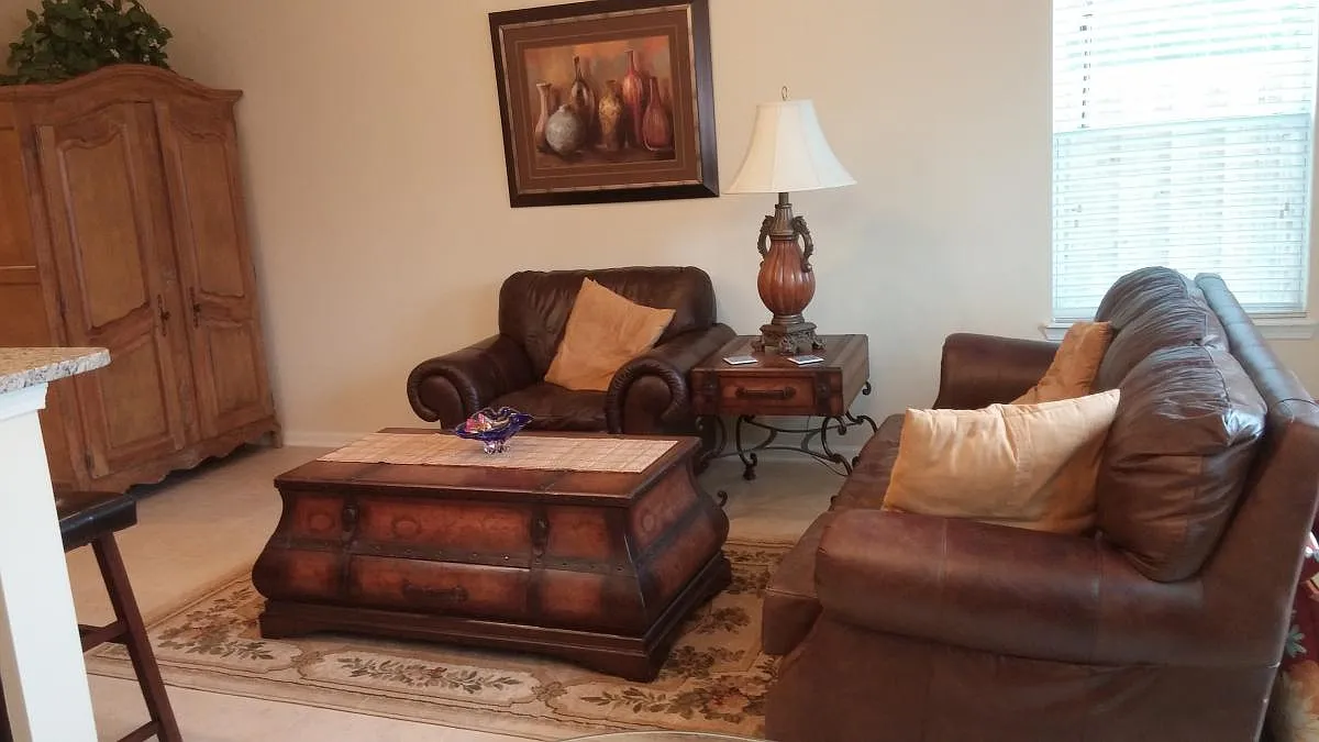 2 bed, 2.5 bath, 1333 sqft, $1,750 — Photo 3