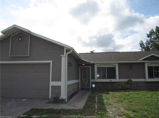 8056 Pelican Rd, Fort Myers, FL 33967