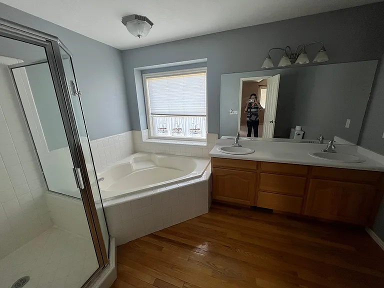 Bathroom for Master room
