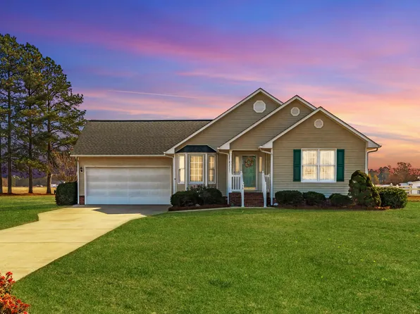 46 Budd Godwin Ln, Dunn, NC 28334