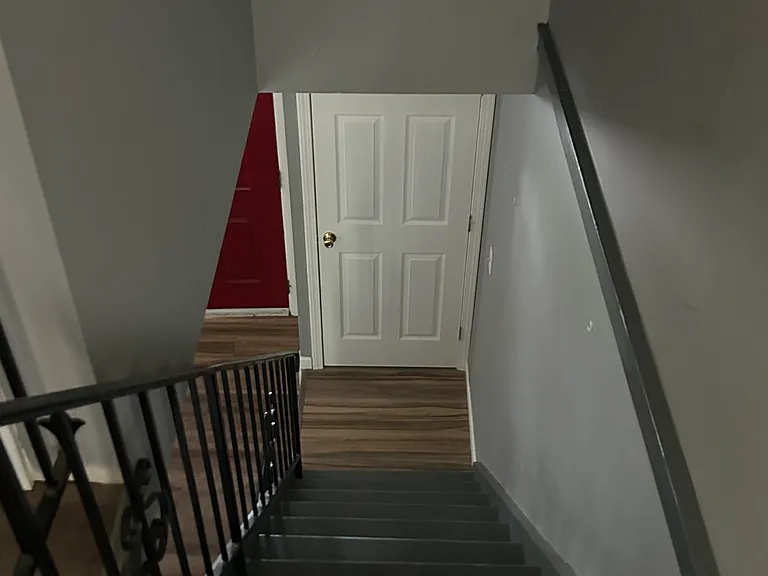 7119 Wayles Dr — Photo 3