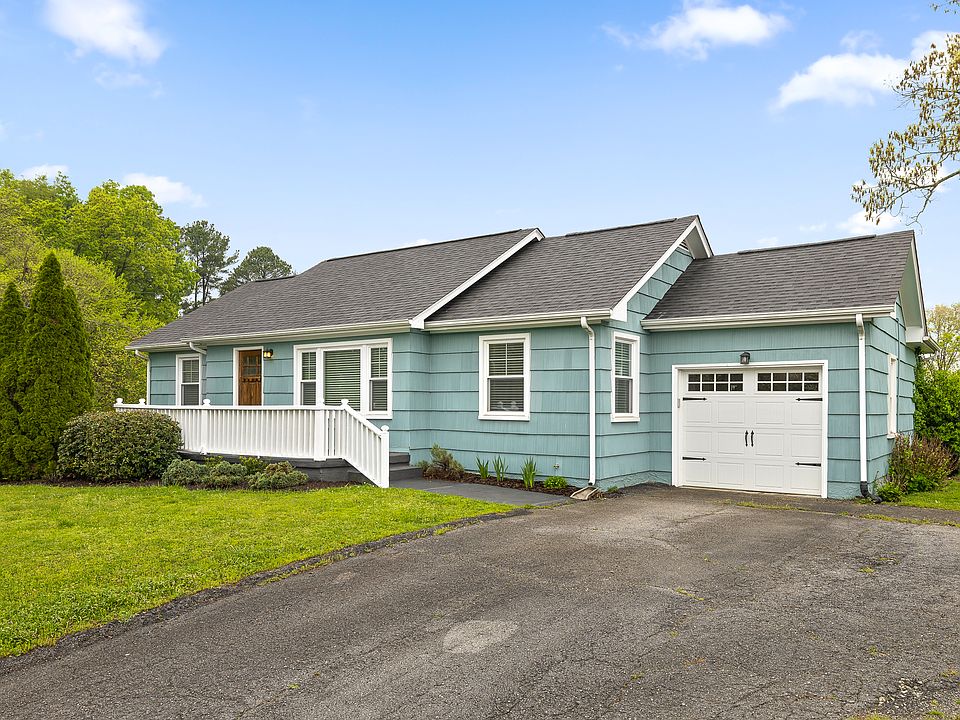 1st image of 1211 W Fairfax Dr