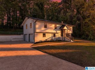 418 Hilltop Rd, Weaver, AL 36277