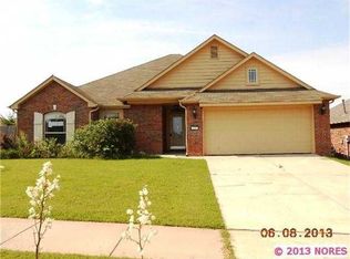 723 E Canton St, Broken Arrow, OK 74012
