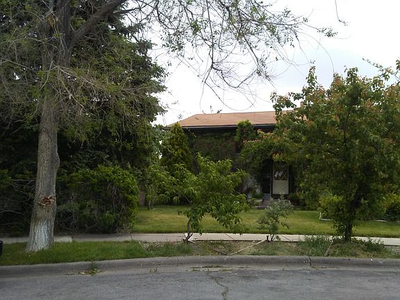 3rd image of 5257 S Hamlet Cir