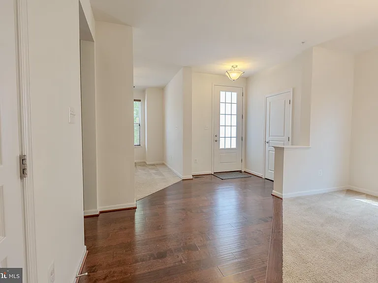 43699 Sweetbay St — Photo 2
