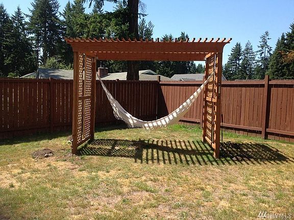 3rd image of 5821 Hillcrest Dr SW