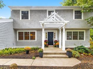 4347 Mumford Dr, Columbus, OH 43220