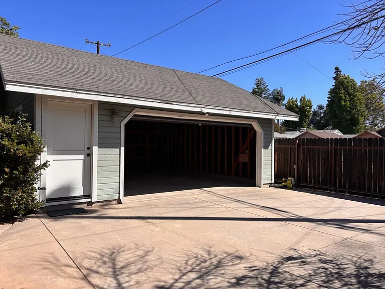 14 Grant St — Photo 24