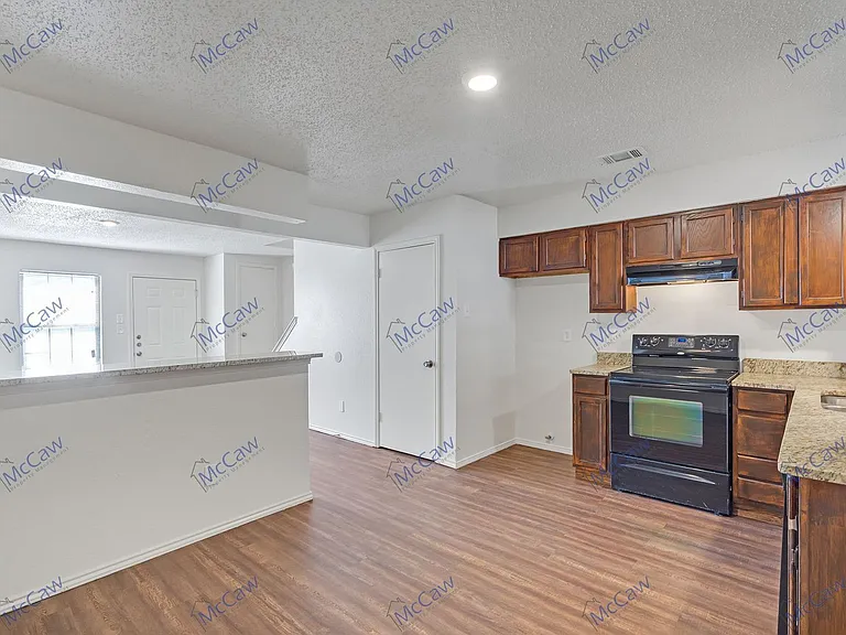 210 Rolston Rd #1 — Photo 7