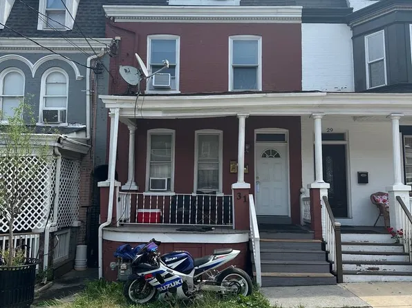 31 N Broad St, Lancaster, PA 17602