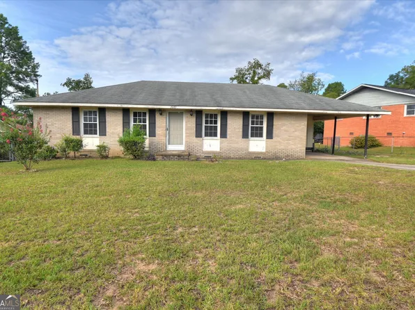 2083 Hillsinger Rd, Augusta, GA 30904