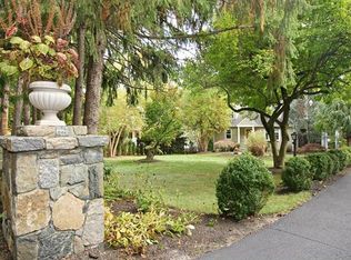 86 Morningside Dr, Ossining, NY 10562