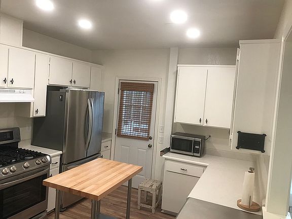3rd image of 817 6th St