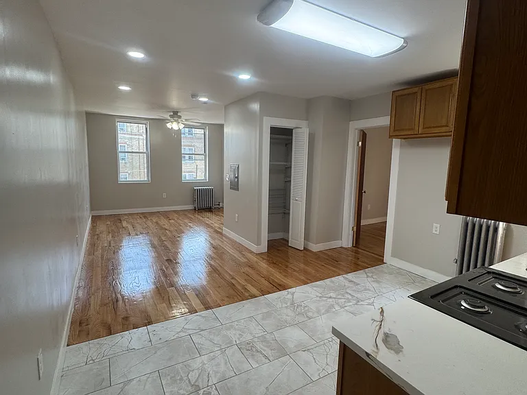 6607 Broadway #4B — Photo 5