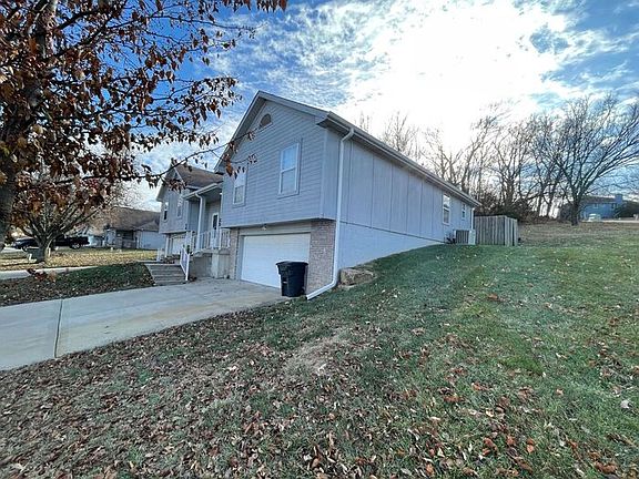 2nd image of 25 Wallingford Dr