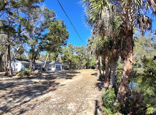 6244 Colony Cir, Weeki Wachee, FL 34607