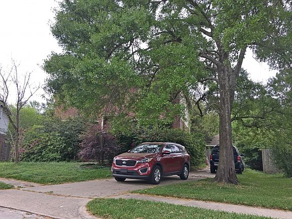 3rd image of 2923 Blue Jay Cir