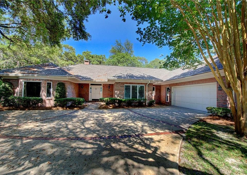 112 Killarney, Saint Simons Island, GA 31522 | Zillow